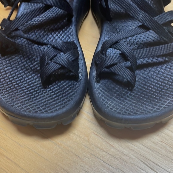 Size 6 Women's Black Chacos - Picture 5 of 5